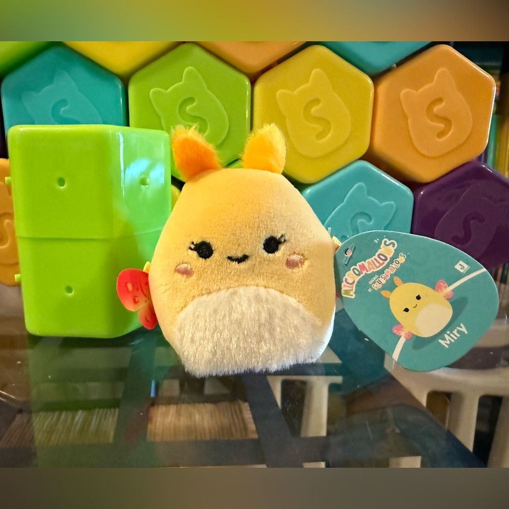 MIRY Squishmallows Moth Micromallows 2.5" NWT Plush- S1 - Picture 2 of 3